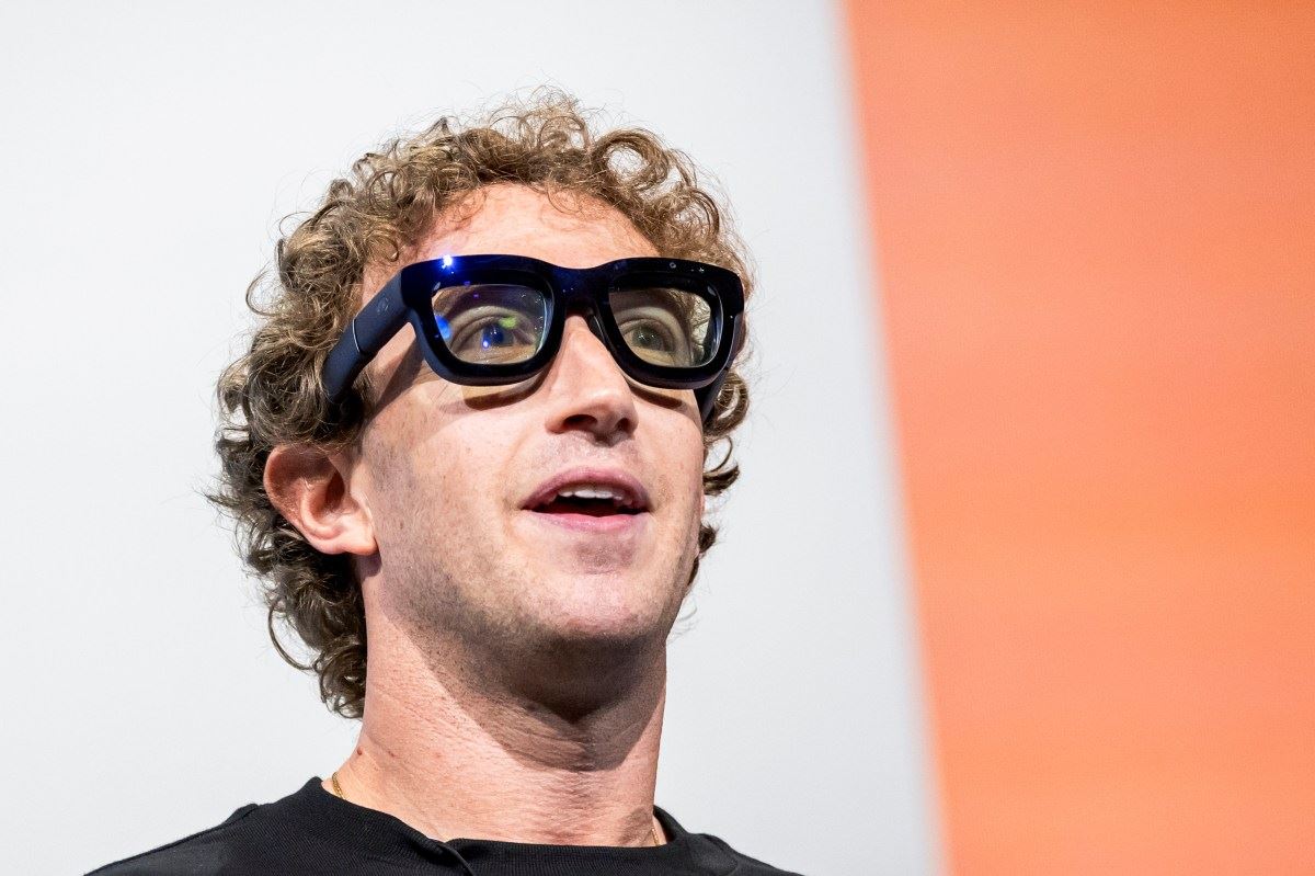O novo modelo de IA Glimmer da Meta oferece uma pista sobre a visão de inteligência pessoal de Zuckerberg