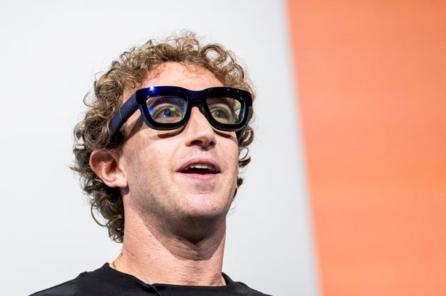O novo modelo de IA Glimmer da Meta oferece uma pista sobre a visão de inteligência pessoal de Zuckerberg