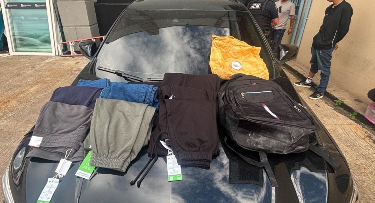 GCM prende dois homens por furto de roupas em shopping na Vila Itapegica