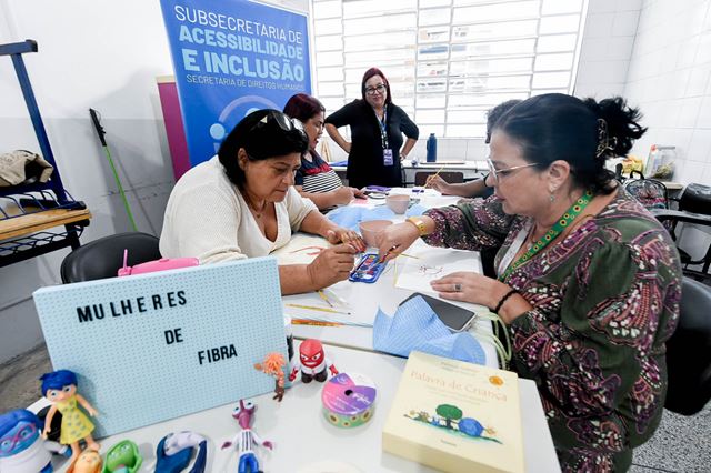 Encontro arteterapêutico para mulheres com fibromialgia recebe inscrições