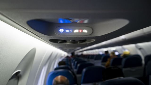Delta investiga após alguém configurar rede Wi-Fi falsa durante o voo