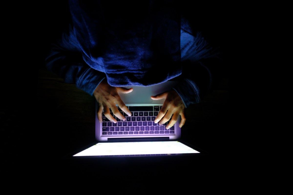 Em uma iniciativa inédita, os EUA permitirão que algumas empresas privadas realizem ataques cibernéticos