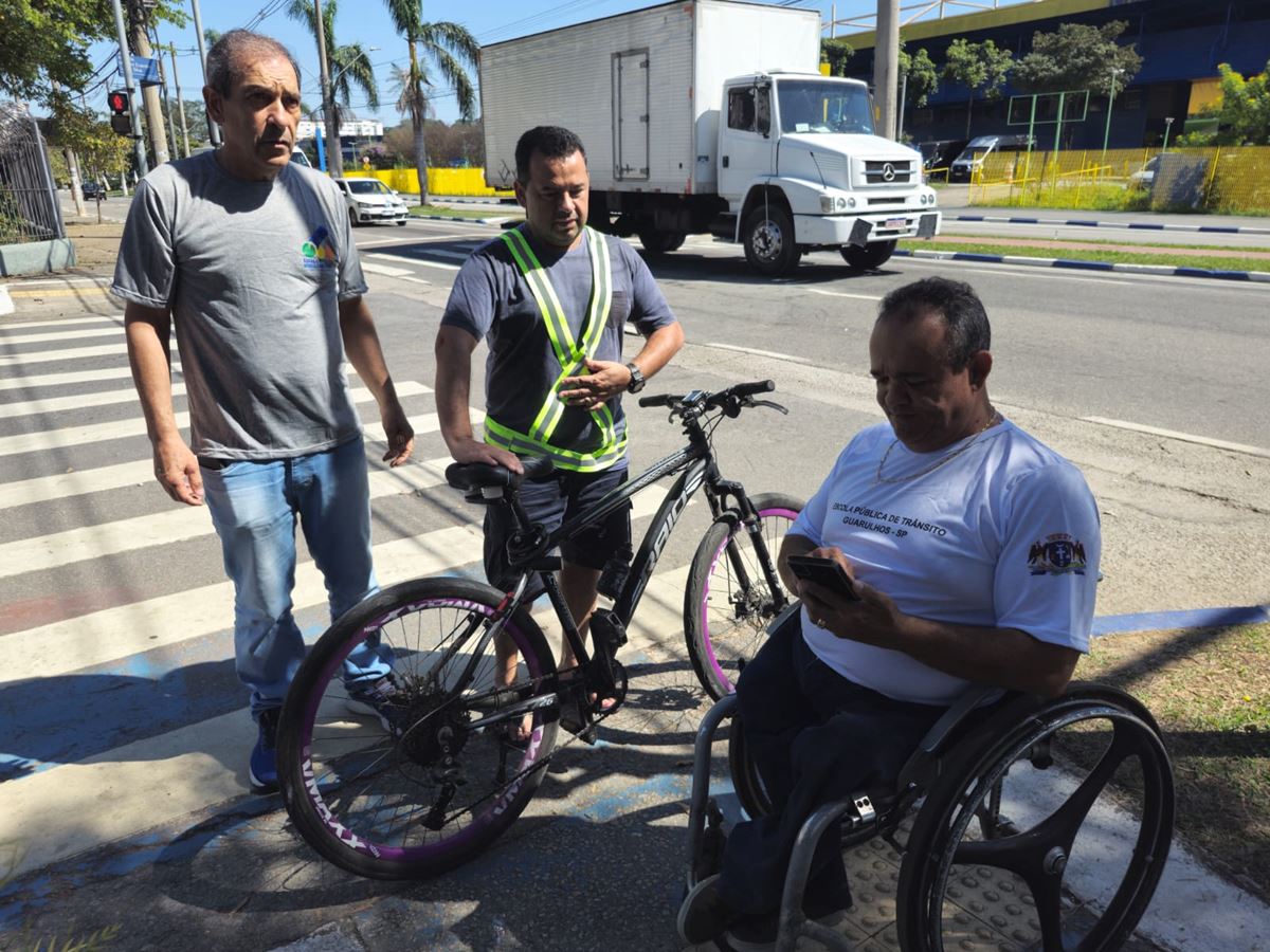 Prefeitura promove ação educativa em alusão ao Dia Nacional do Ciclista