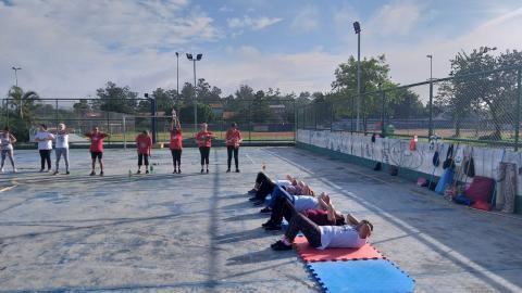 Prefeitura leva Academia na Praça 60+ ao Bosque Inocoop