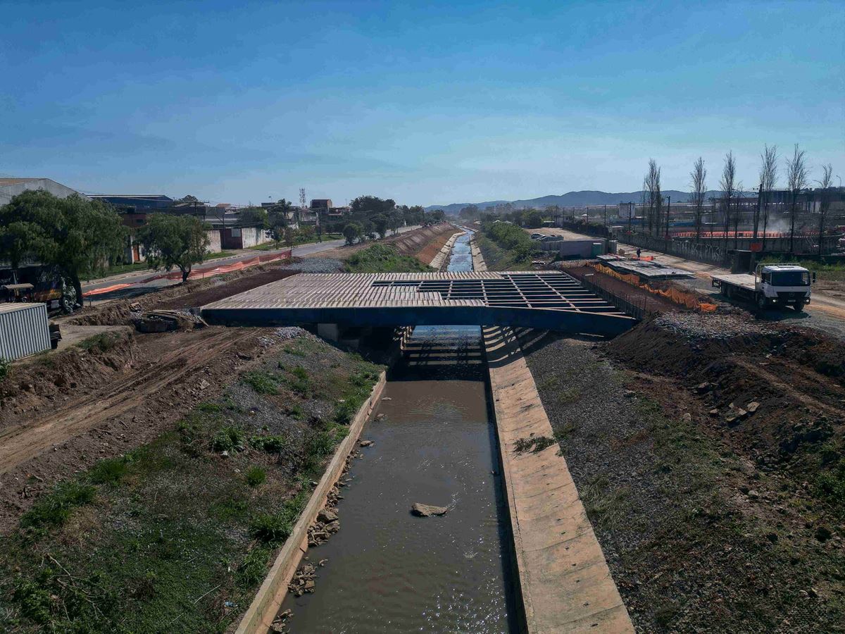 Prefeitura avança com obras de nova ponte e avenida na região do Bonsucesso