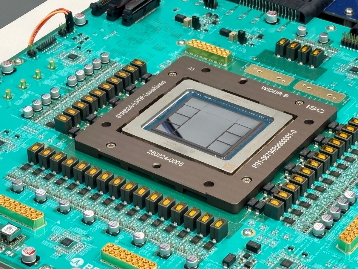 O chip Jalapeño da OpenAI foi construído para inferência rápida em grande escala, mostram os benchmarks