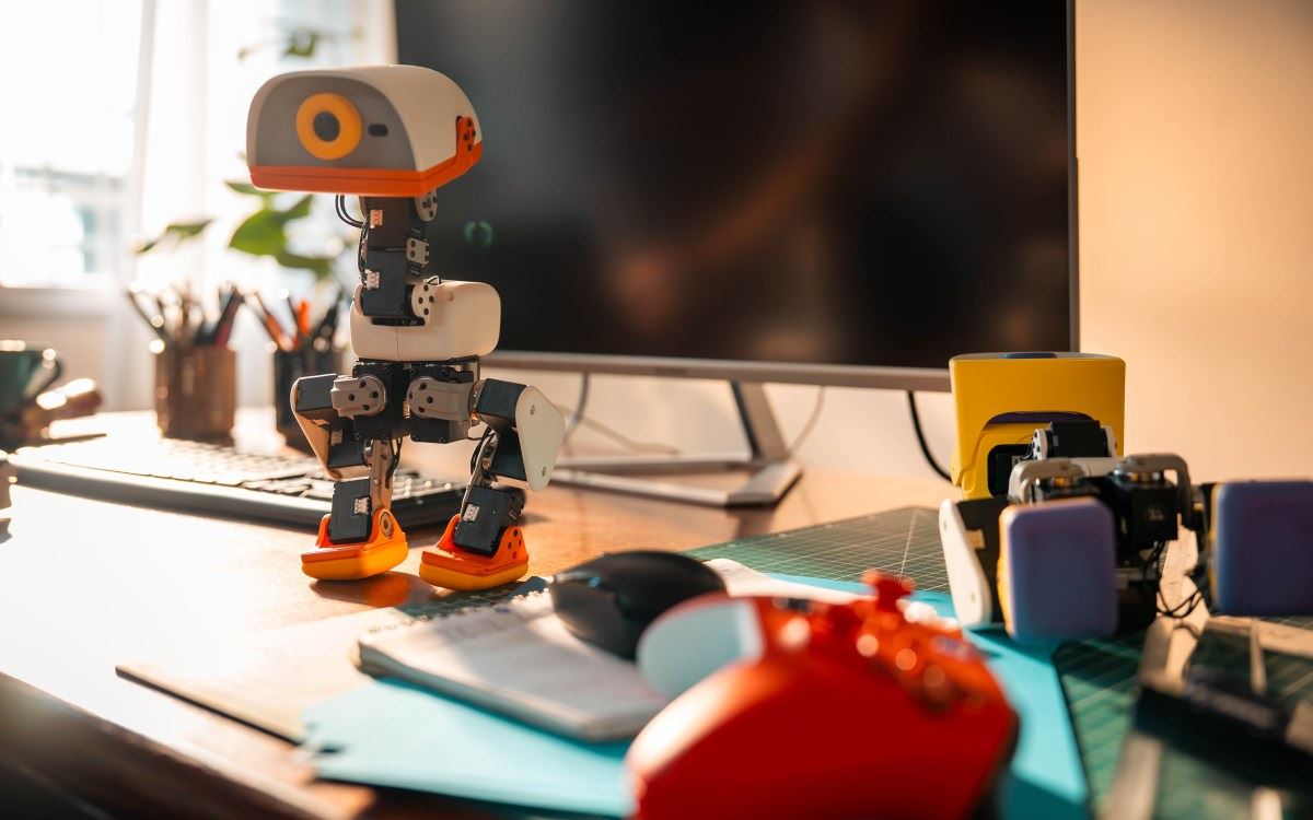 A Hugging Face está vendendo um robozinho pato de código aberto fofo de US$ 399, o Microduck