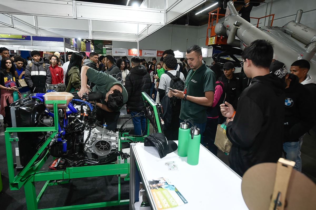 Feira do Estudante de Guarulhos leva oficinas, tecnologias, vagas de estágio e empregos ao Espaço Inter