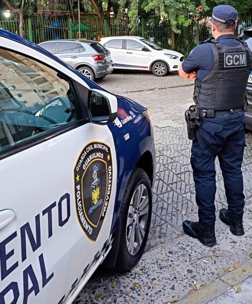 GCM captura duas pessoas foragidas da Justiça no Centro e no Jardim Álamo