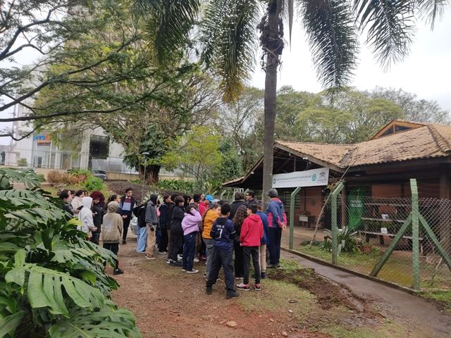 CEA Vírginia Ranalli recebe alunos da Escola Estadual Padre Bruno Ricco