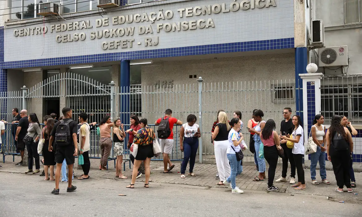 Enem 2026: candidatos terão transporte gratuito no Rio