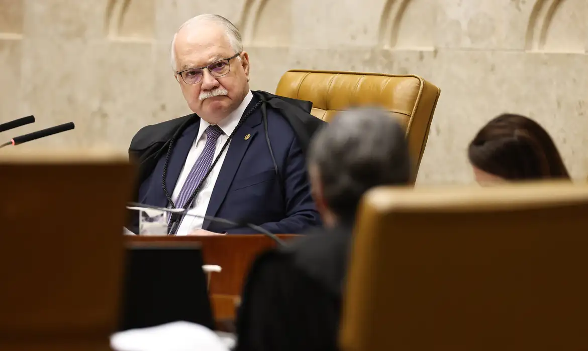 Fachin marca sessão sobre Mendonça para dia 23