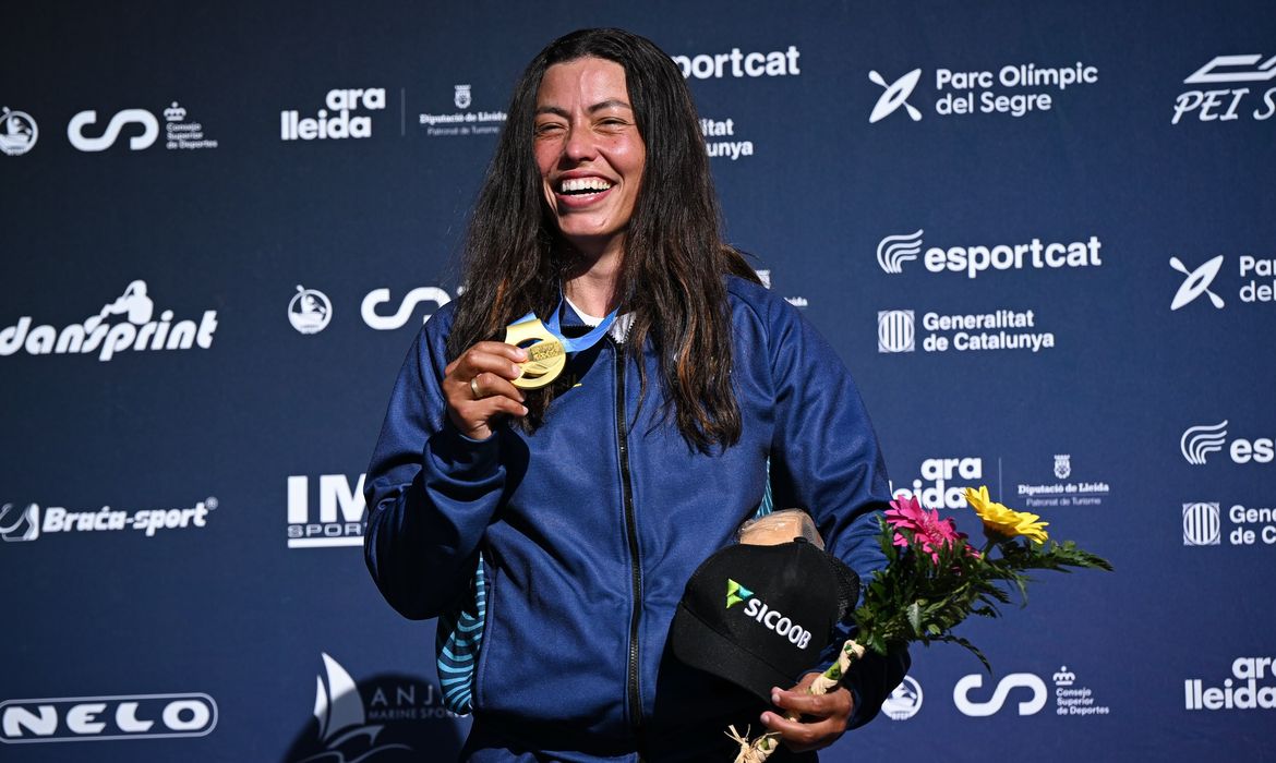 Ana Sátila é ouro em etapa da Copa do Mundo de canoagem slalom