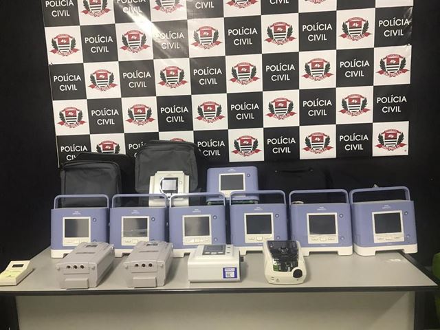 Polícia Civil detém trio e apreende dez aparelhos respiradores importados