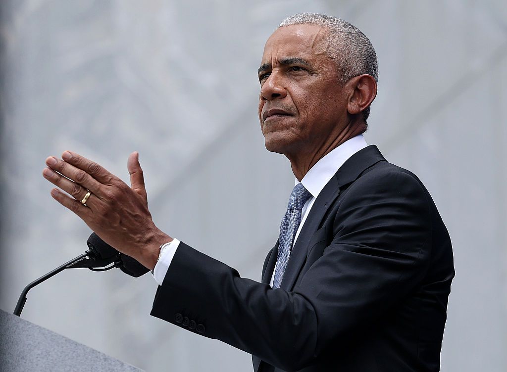 Obama insta os democratas a terem um plano claro para salvaguardas de IA