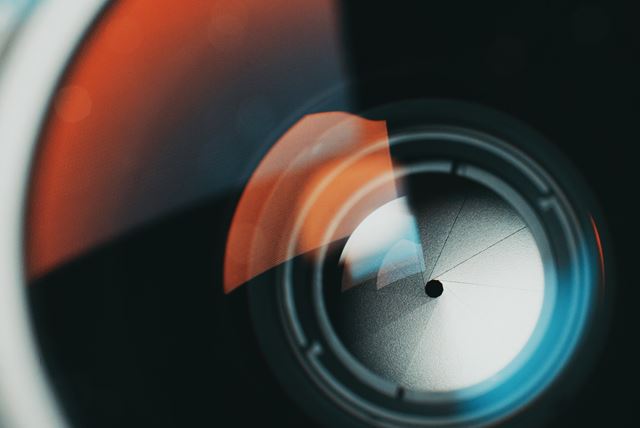 OpenAI compra fabricante de câmeras para smartphones Glass Imaging por US$ 300 milhões, diz reportagem