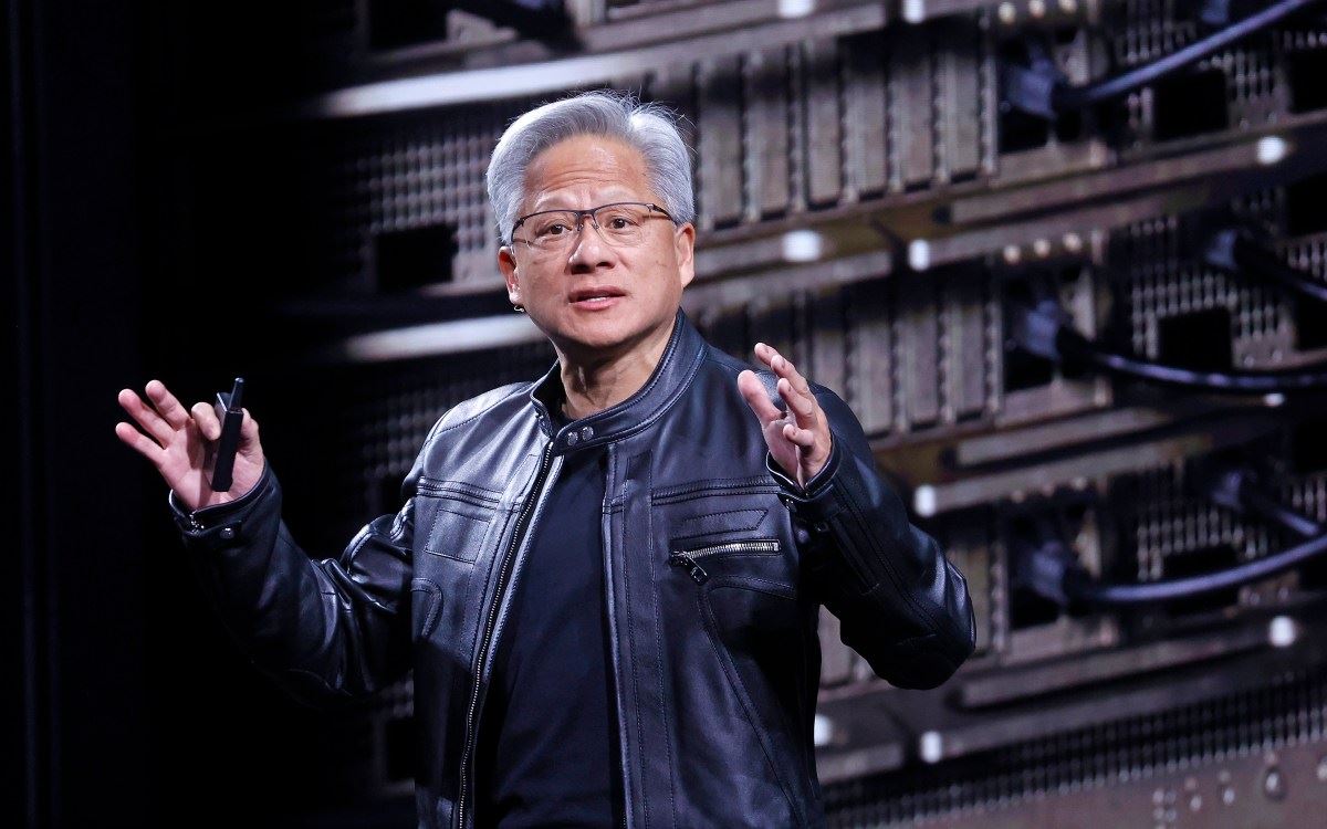 Não precisamos de regulamentação de IA — deixem a segurança conosco, diz Jensen Huang, da Nvidia