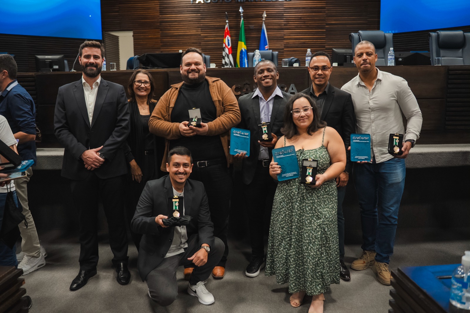 Professores de Educação Física da rede municipal recebem homenagem na Câmara de Guarulhos