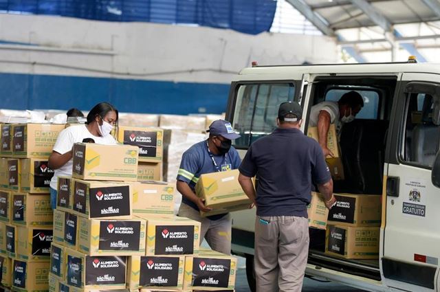 Prefeitura busca voluntários para ajudar na entrega de cestas básicas