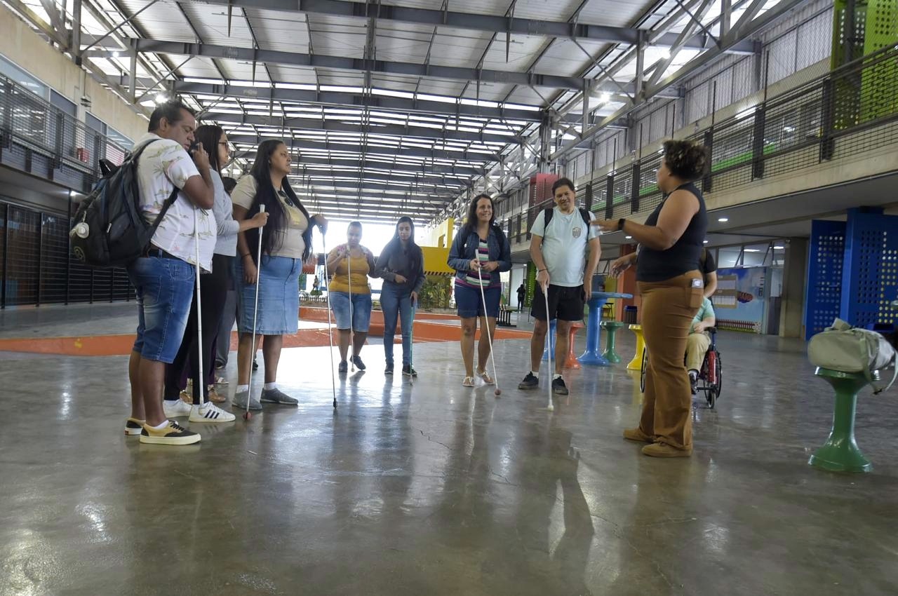 Prefeitura realiza oficina de arteterapia para pessoas com deficiência visual transplantadas no dia 24