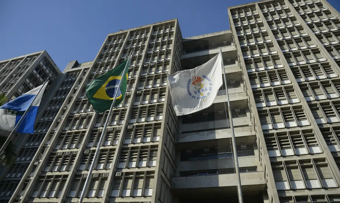 Justiça aumenta indenização a estudantes vítimas de racismo na Uerj