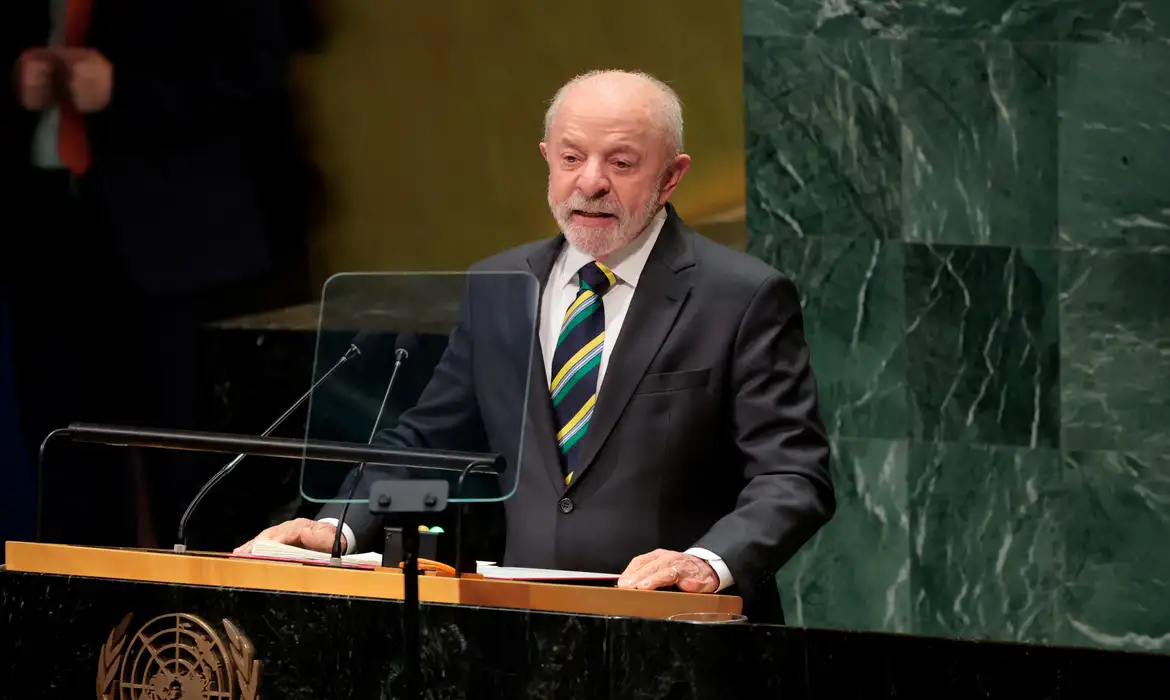 "O Brasil não cabe no quintal de ninguém”, diz Lula em discurso na ONU