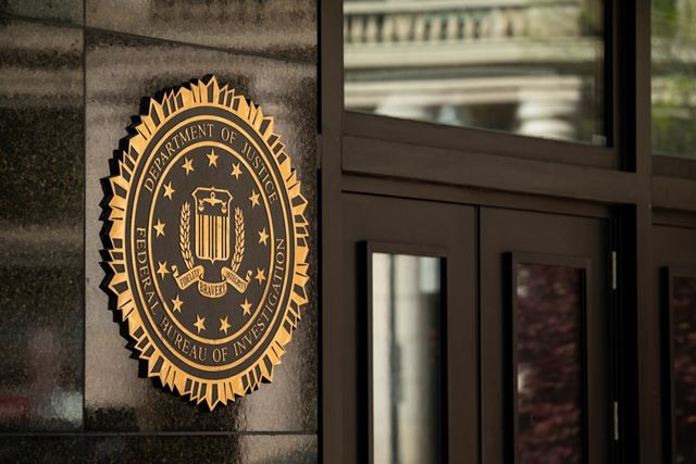 Grupo hacker ShinyHunters afirma ter invadido o FBI e roubado dados de agentes e candidatos