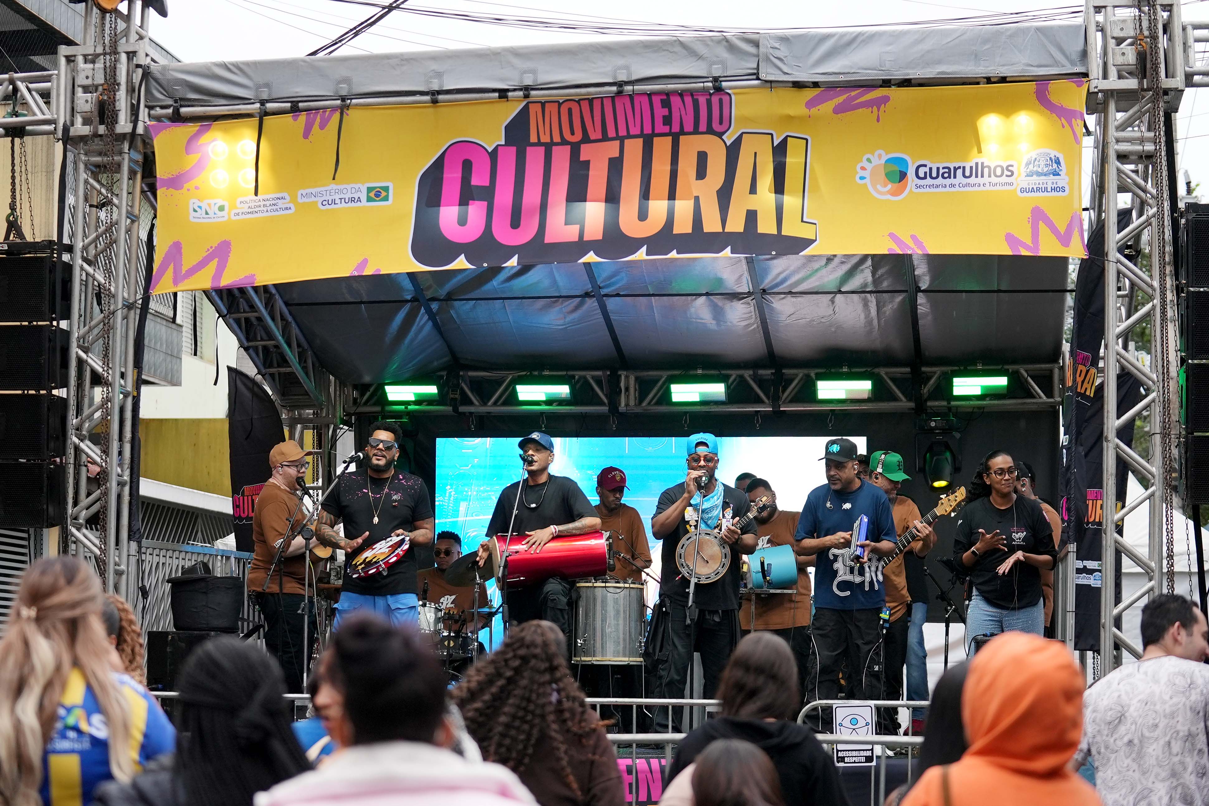 Movimento Cultural reúne 3 mil pessoas em programação gratuita no Recreio São Jorge