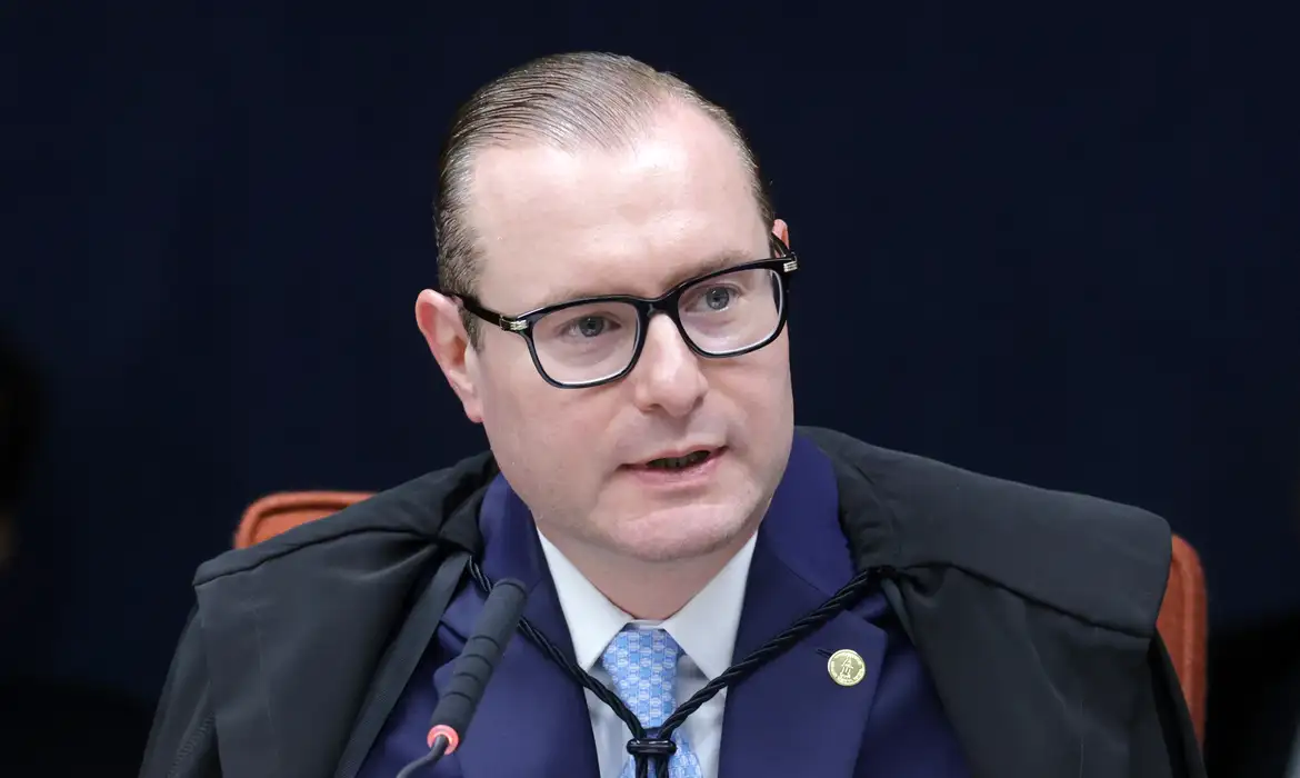 Zanin nega liminar para obrigar Senado a instalar CPI sobre Master