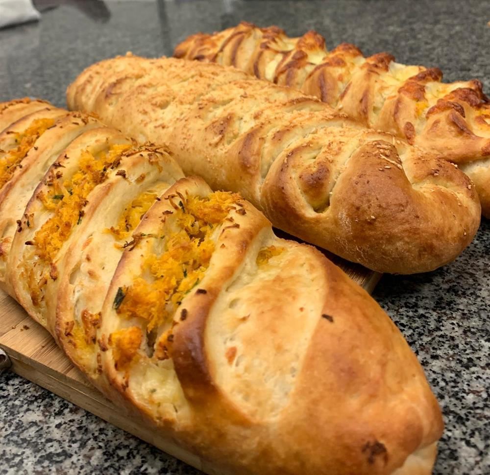 Baguete recheada é tema de aula online de culinária