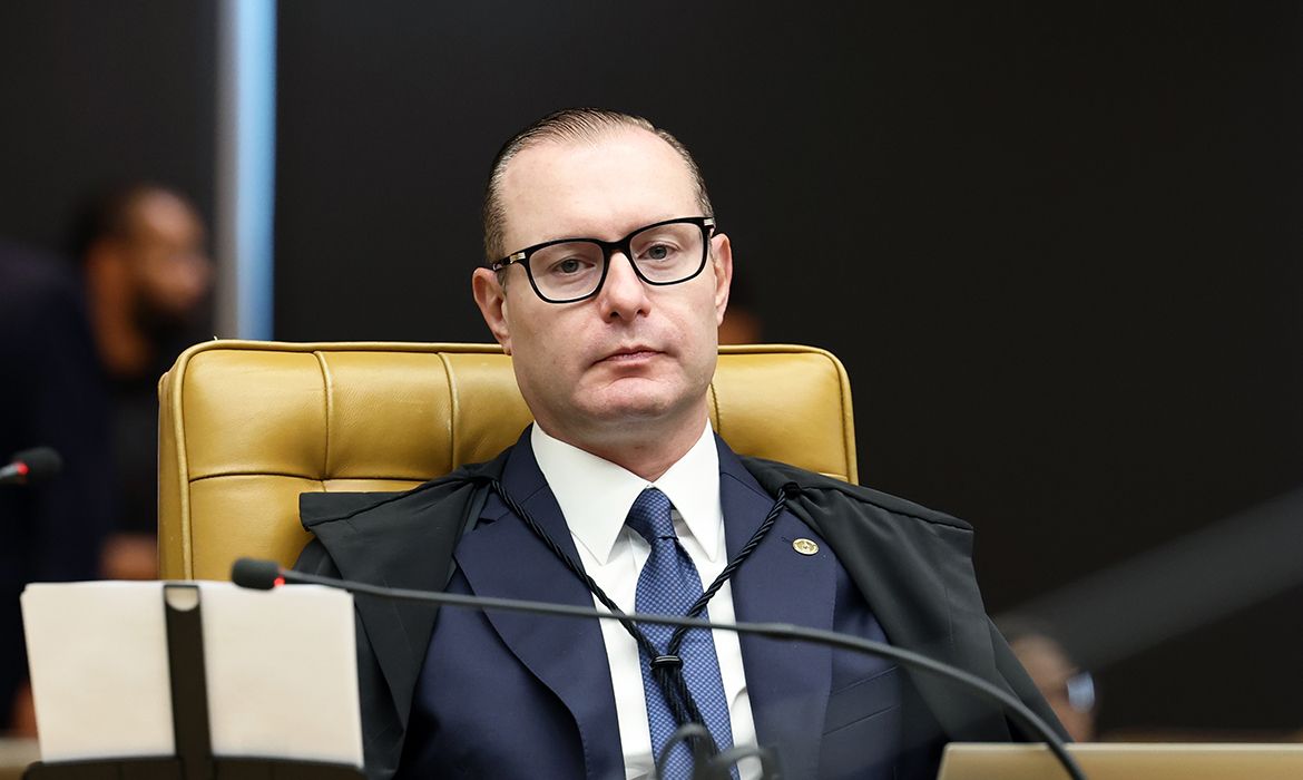 Zanin pede manifestação da Anatel sobre acesso à internet nas eleições