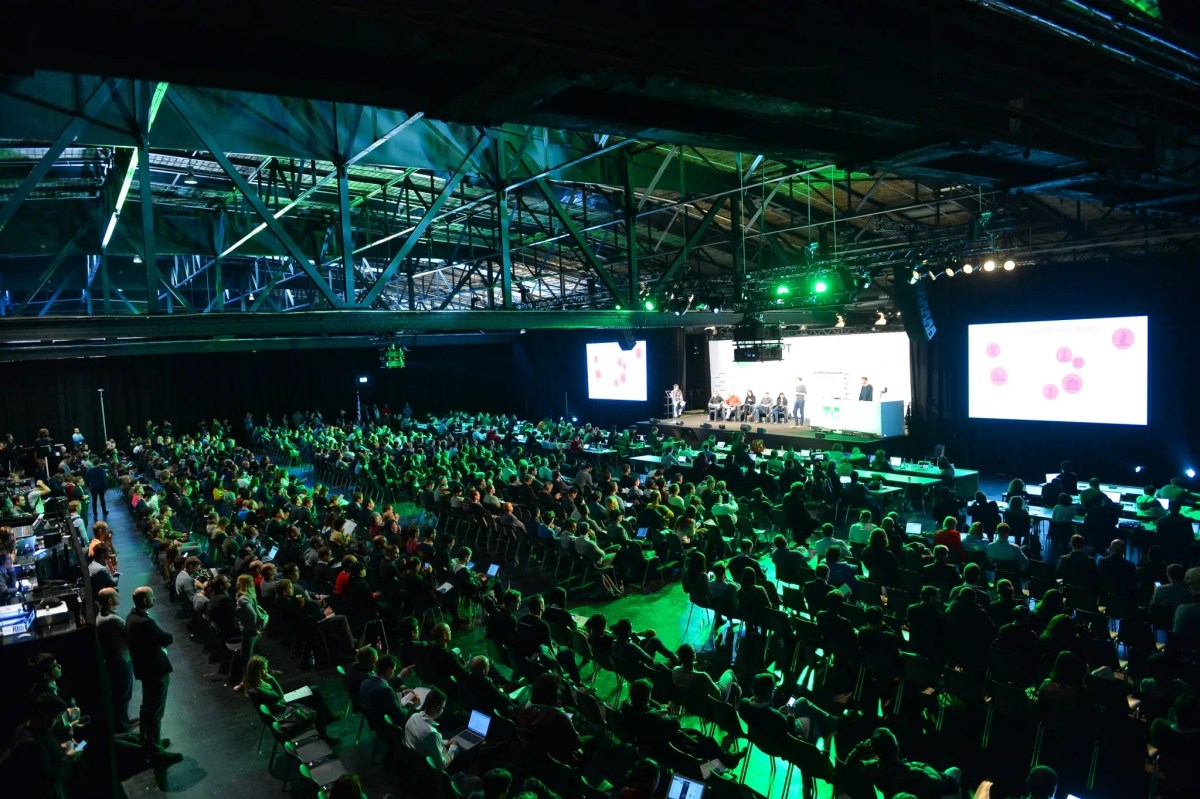 Últimas 24 horas para economizar até US$ 200 no TechCrunch Disrupt 2026. Motivo 5 de 5 para participar: Momento