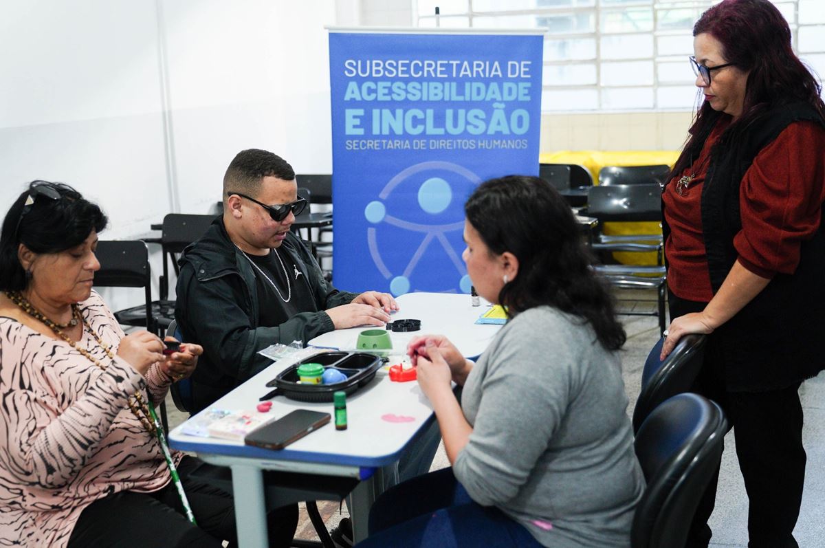 Emoção e gratidão marcam oficina da Prefeitura para celebrar o mês de doação de órgãos