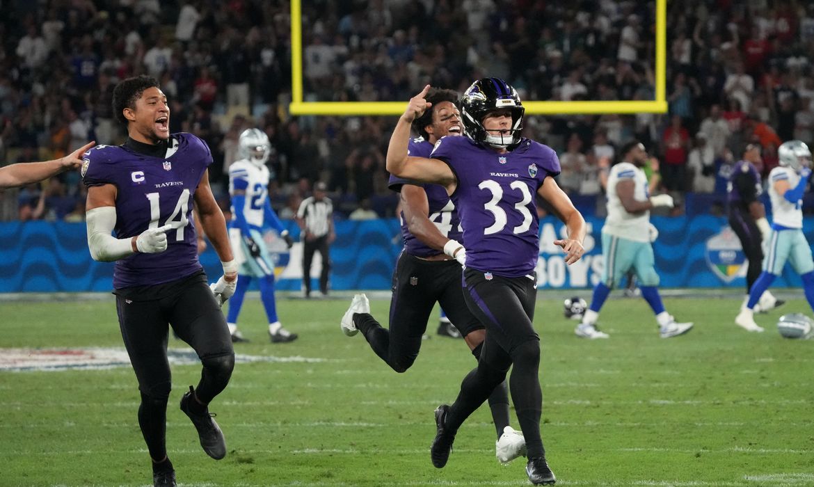 No último segundo, Baltimore Ravens batem Dallas Cowboys no Rio