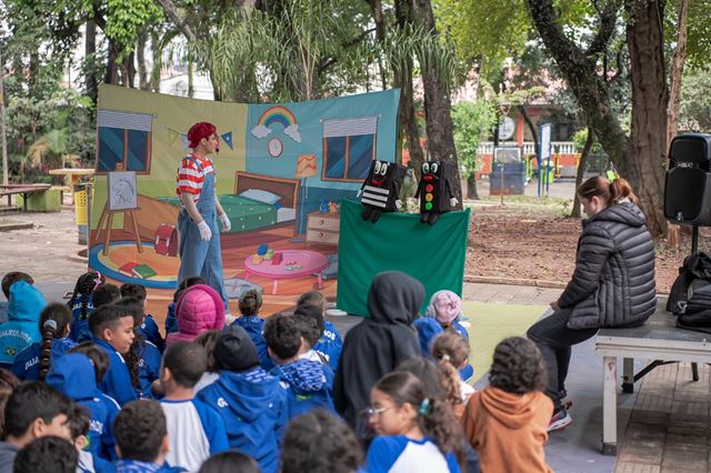 Estudantes da rede municipal participam de ações educativas da Semana Nacional de Trânsito