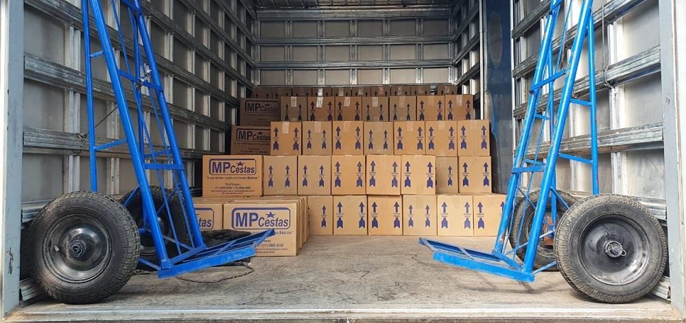 Policiais científicos de Guarulhos doam mais de uma tonelada de alimentos para Francisco Morato