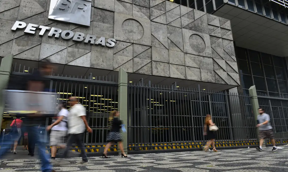 Petrobras fecha acordo para comprar gás dos EUA por mais de 20 anos