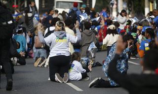 Evangélicos são alvo de disputa, mas rejeitam uso eleitoral de igrejas