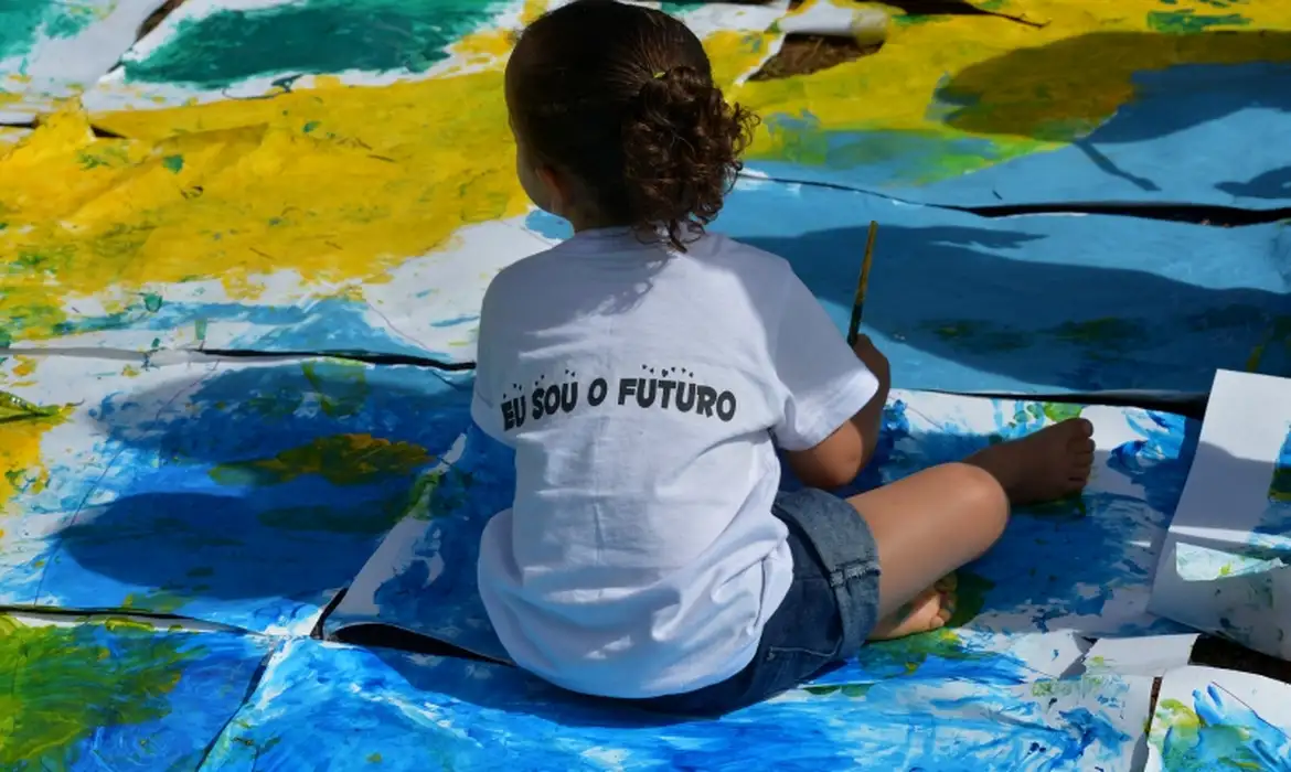 Entidades sugerem políticas de proteção a crianças e adolescentes