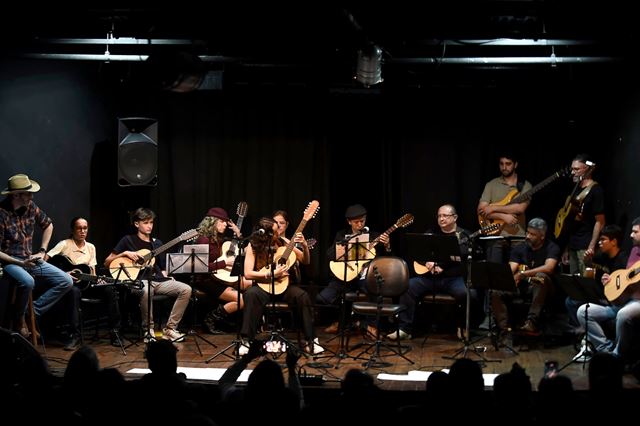 Tradição da viola caipira ganha a noite em concerto gratuito na Biblioteca Monteiro Lobato no dia 13