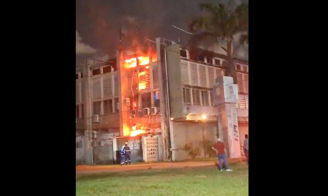 AGU cria força-tarefa para atuar em caso de incêndio na UFPE