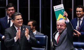 Descanso de trabalhador não quebra empresas, diz Lula após fim da 6x1