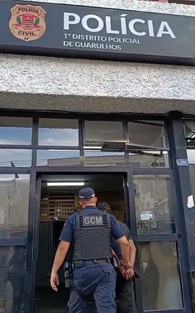 GCM prende homem por tentativa de furto de veículo no Macedo