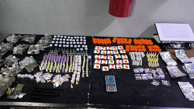 GCM de Guarulhos prende traficantes e apreende 3 kg de drogas em quatro bairros