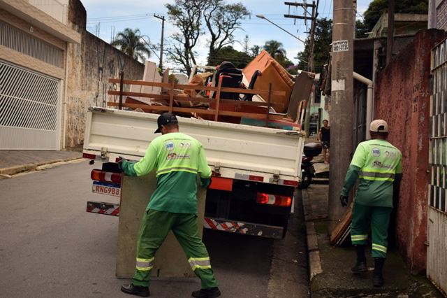 Cata-Tralha atende 18 bairros neste final de semana