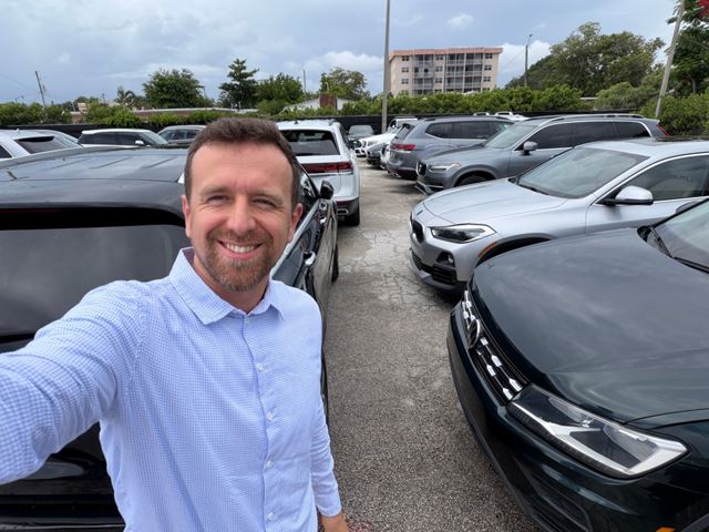 Esta startup quer transformar estoque de carros ociosos em receita de aluguel