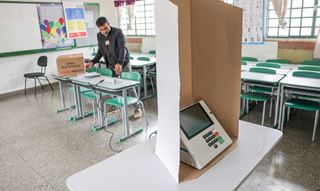 No estado de São Paulo, 32 urnas com problemas são substituídas